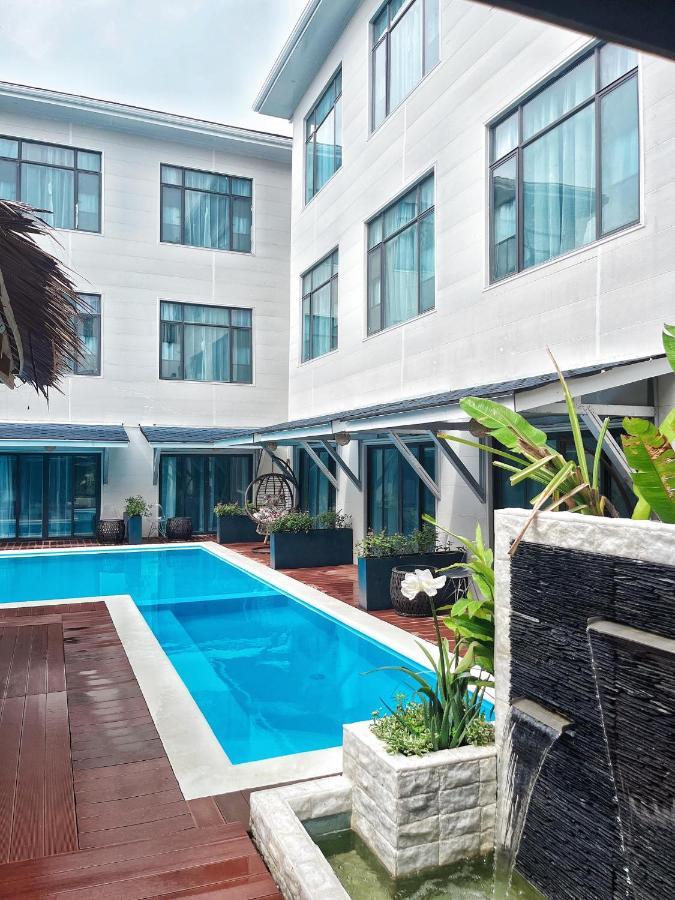 Siargao Seasky Resort Catangnan Zewnętrze zdjęcie